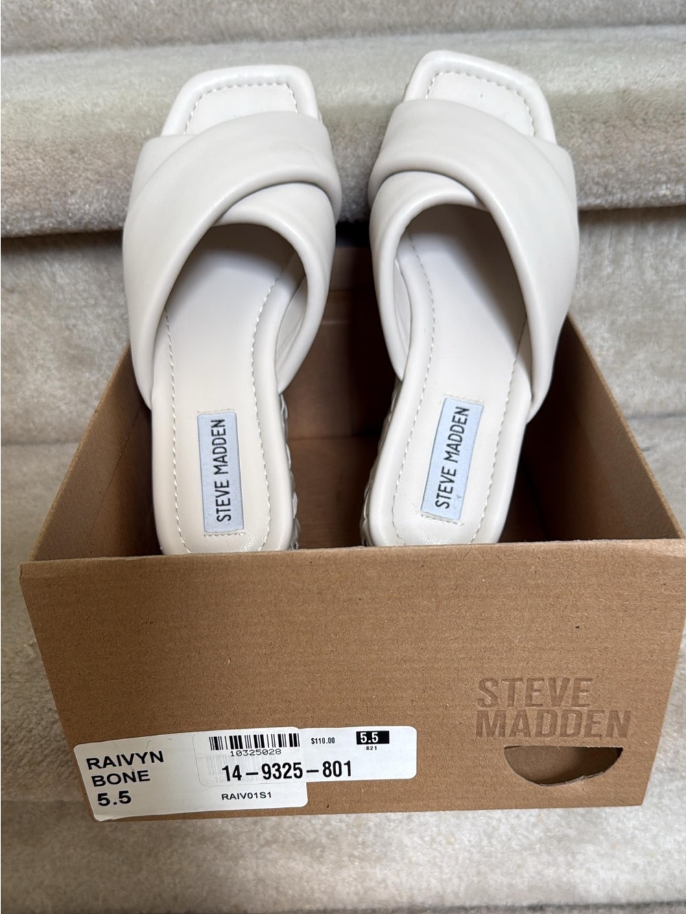 Steve Madden Bone Raivyn Twisted Slide Mules